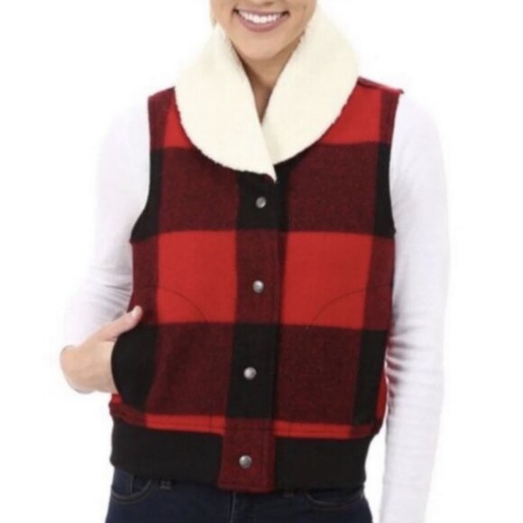 Woolrich Buffalo Plaid Vest with Sherpa Shawl Collar Red/Black Wool Blend - Picture 9 of 9